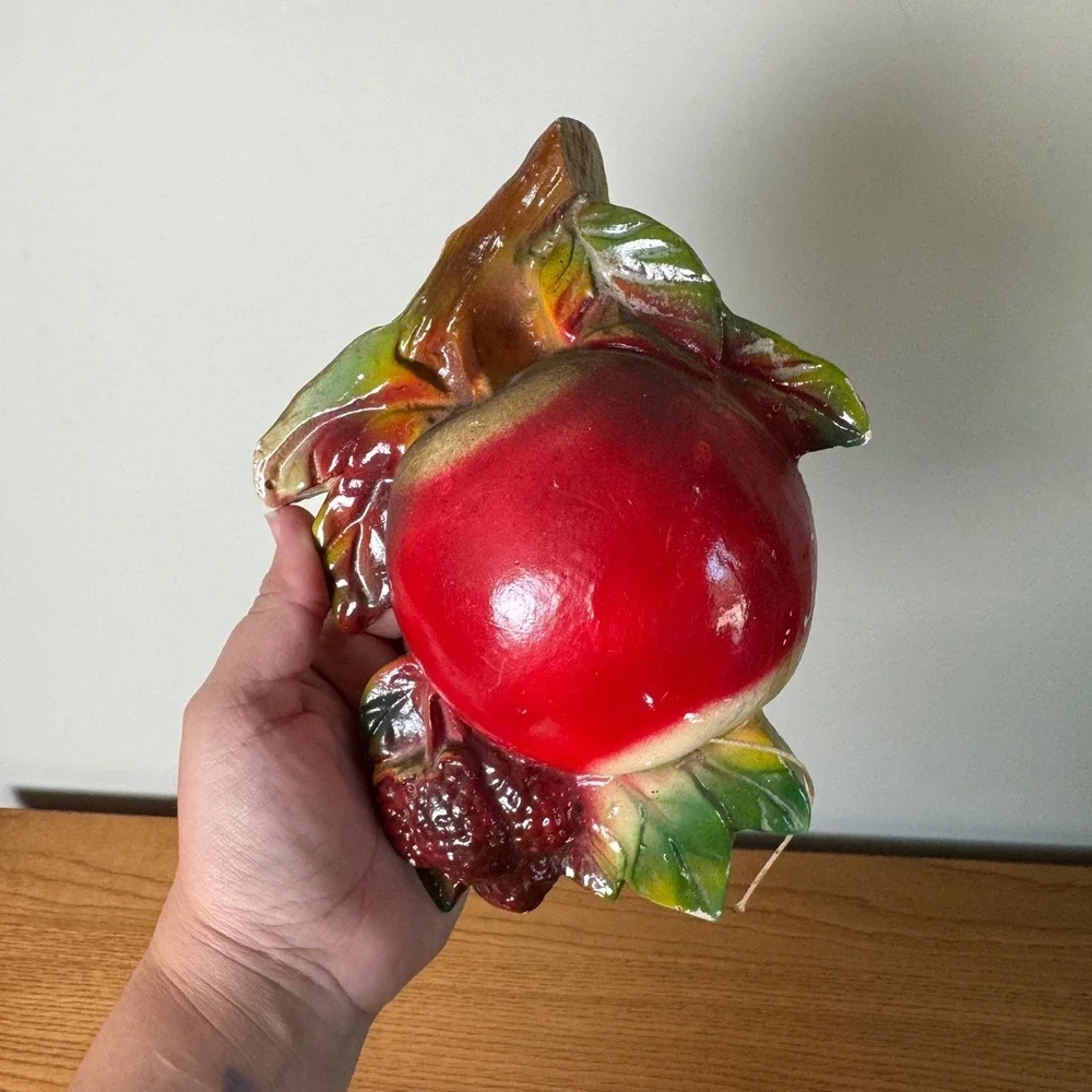 Vintage 1940s‎ Chalkware Apple Fruit Leaves Wall Decor Hanging String Dispenser